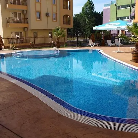 Amadeus 19 Apartman Napospart